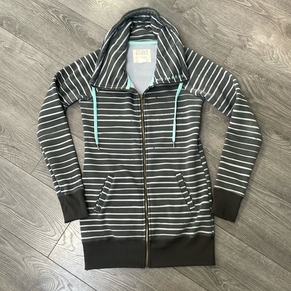 billabong zip up gray striped jacket size medium